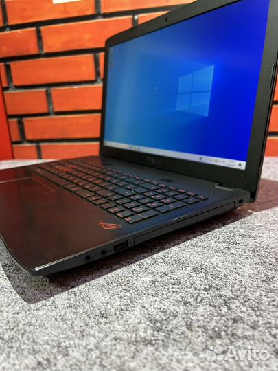 Игровой ноутбук Asus