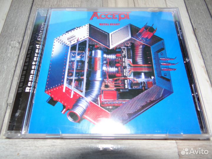 Фирменные CD Accept, Helloween, Ozzy, Sepultura