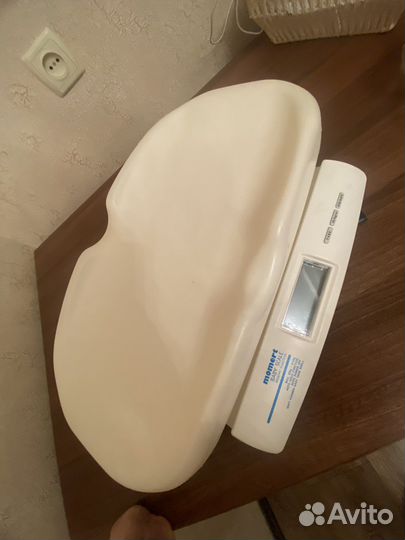 Детские весы momeret baby scale