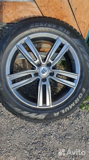 Pirelli formula ice 225 60 r18 с дисками 5x114.3