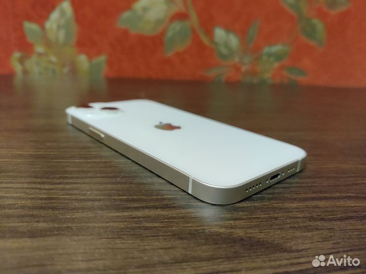 iPhone 13, 128 ГБ