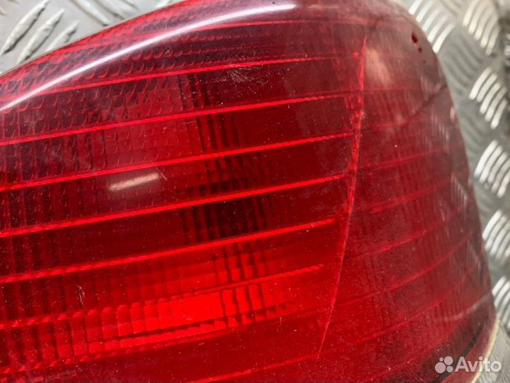 Фонарь задний правый Mazda Demio DW B3 1996-2002