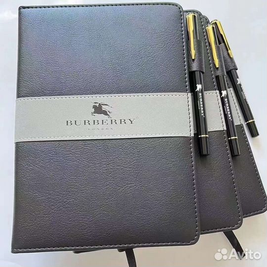 Ежедневник Burberry