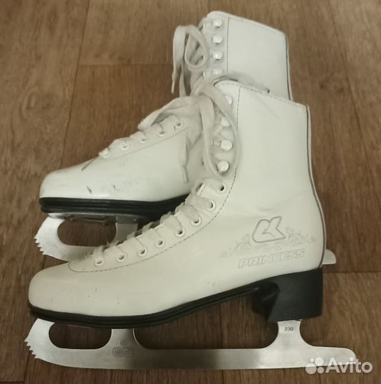 Коньки фигурные