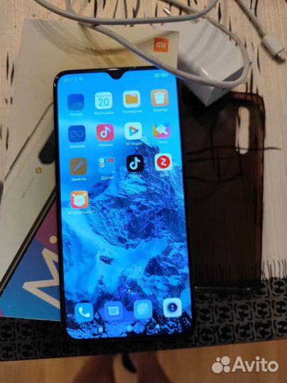 Xiaomi Mi 9 Lite, 6/64 ГБ