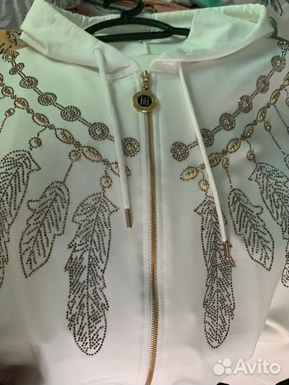 Спортивный костюм