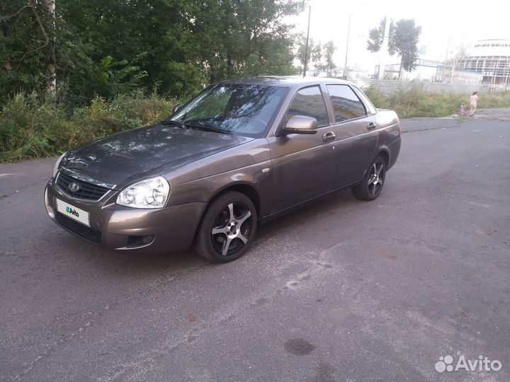 LADA Priora 1.6 МТ, 2013, 200 000 км