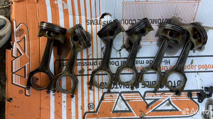 Поршень BMW N52 E90 E60 F10 E83