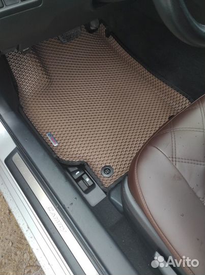 Коврики EVA на Toyota RAV4