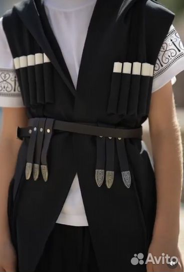 Грузинские дизайнеры жилет с газырями