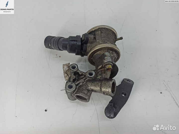 Клапан EGR (рециркуляции выхлопных газов) 06A131102A на Audi TT 8N (1998-2006)