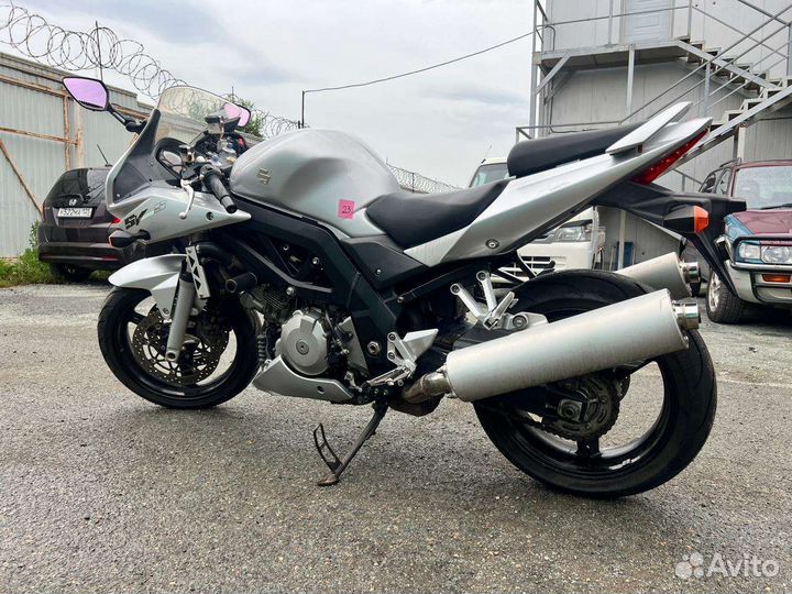Suzuki SV 1000S. Без пробега по РФ