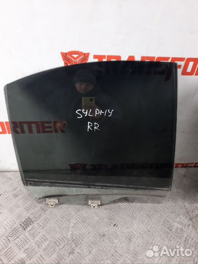 Стекло заднее правое Ниссан Блюберд Силфи