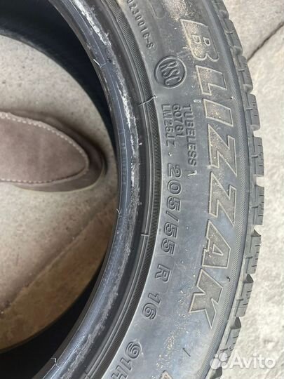 Bridgestone Blizzak LM-25 205/55 R16