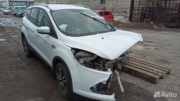 Стекло двери задней левой Ford Kuga 2 1805753