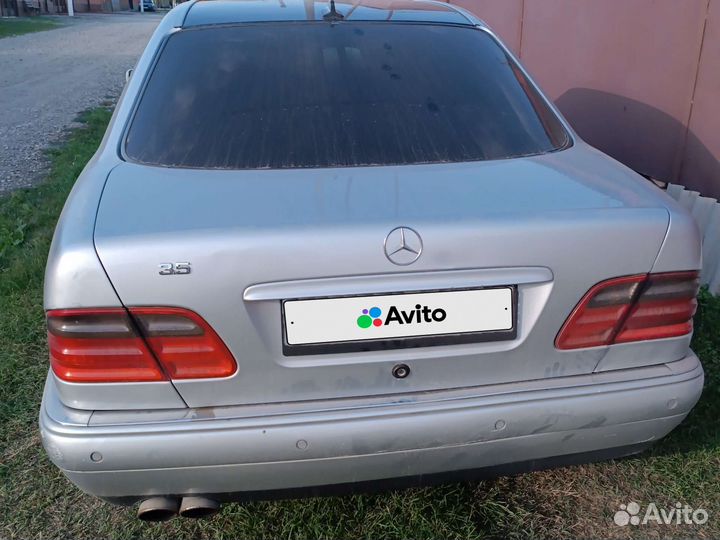 Mercedes-Benz E-класс 2.4 AT, 1997, битый, 520 000 км