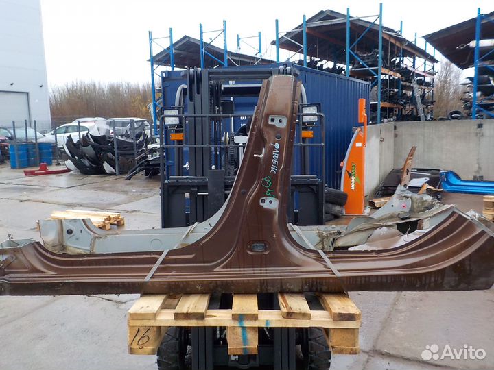 Б/У Б/У Порог левый Renault Fluence 2012-2016