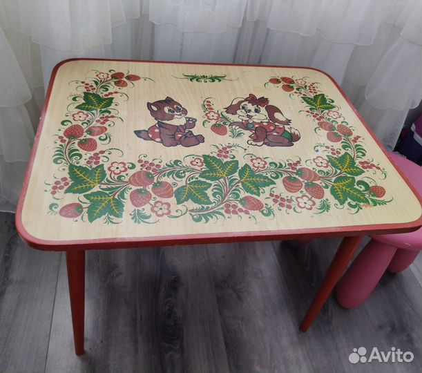 Стол детский