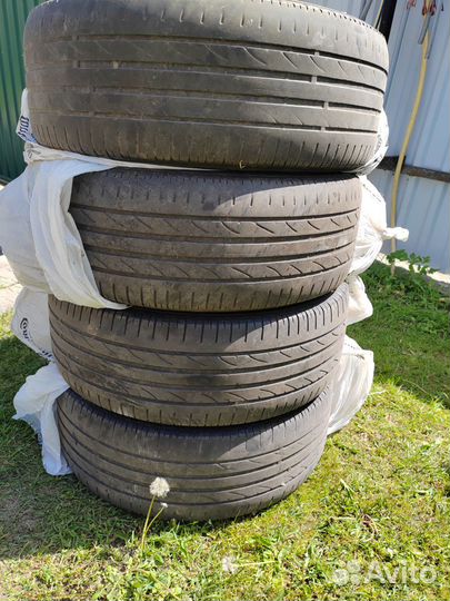 Bridgestone Dueler H/P 225/55 R17