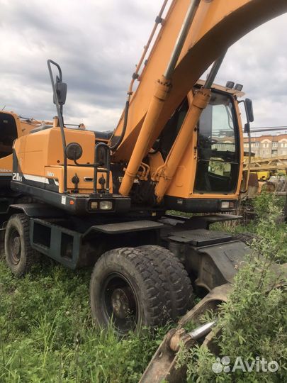 Колёсный экскаватор Hyundai R210W-9S, 2011