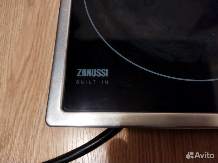 Варочная панель zanussi ZKT621LX