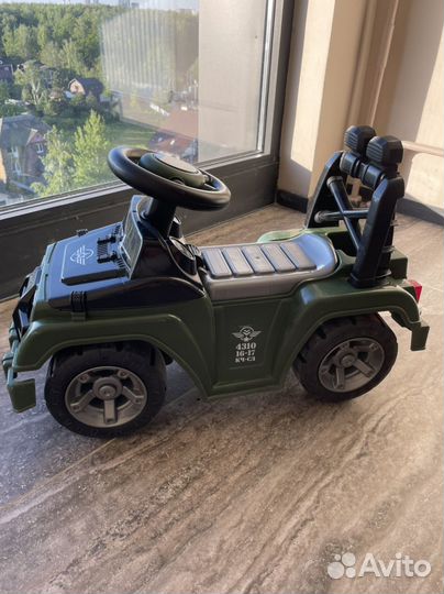 Детская машинка толокар