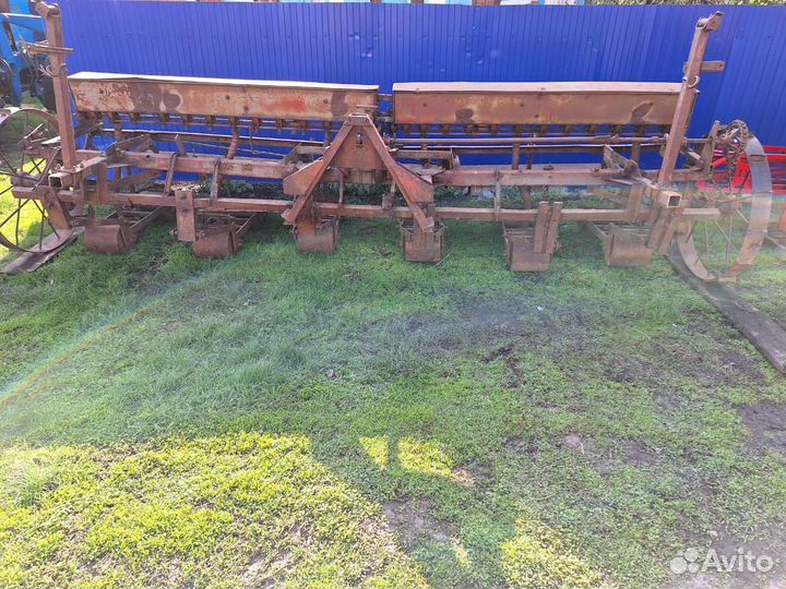 Сеялка Красная Звезда СЗТ-3.6А, 1990