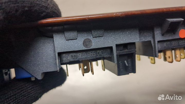 Кнопка стеклоподъемника Audi A8 (D2), 2001