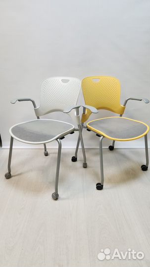 Стулья Herman Miller Caper