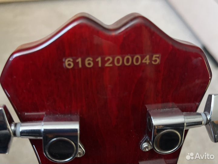 Гитара полуакустика aria