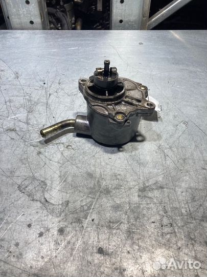 Насос вакуумный Mercedes Ml W163 OM612 2.7 CDI