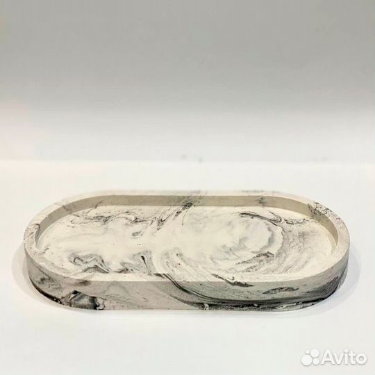 Набор ваза, шкатулка и поднос