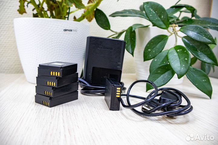 Canon EOS M50 + kit 15-45