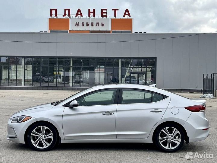 Hyundai Elantra, 2017