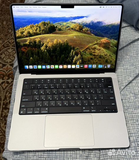 Apple macbook pro 14 m3