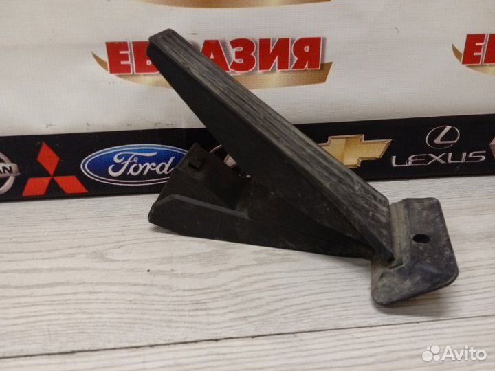 Педаль газа Bmw 5-Series F10 N52B25 2011