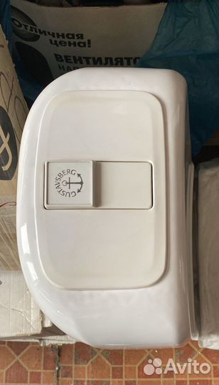Унитаз с бачком новый