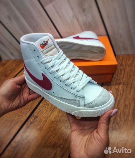 Кроссовки Nike Blazer mid 77 женские