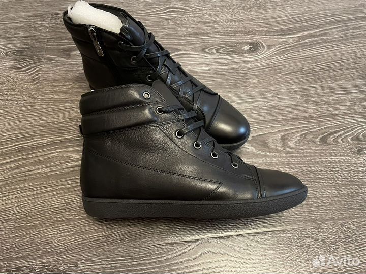 Ботинки новые