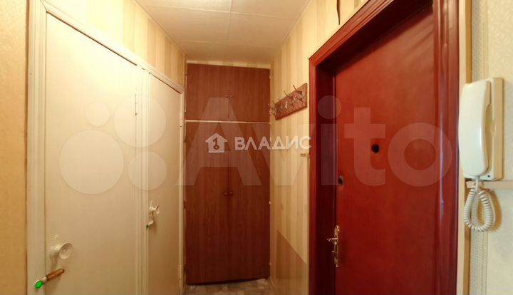 2-к. квартира, 47 м², 9/9 эт.