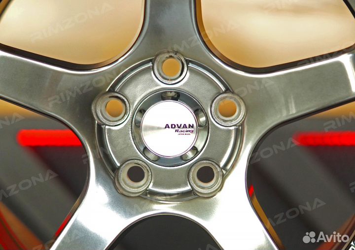 Диски Advan R17 на Toyota Corolla