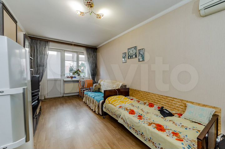 Комната 39 м² в 1-к., 1/3 эт.