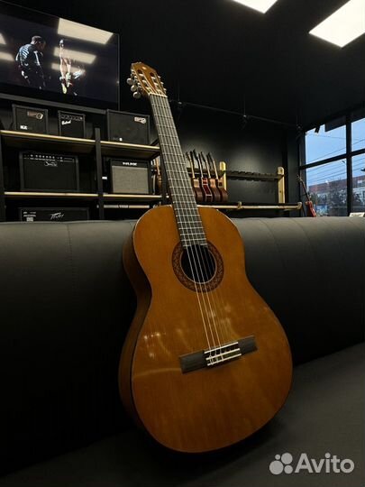Yamaha C40 классическая гитара (Новая)