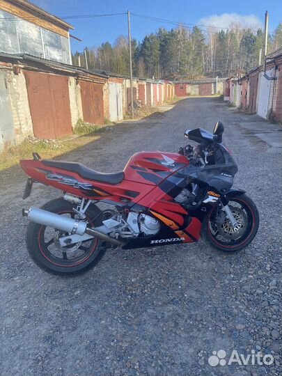 Продам honda CBR 600 f3