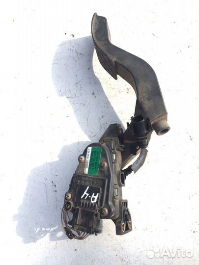 Педаль газа Audi A4 B5