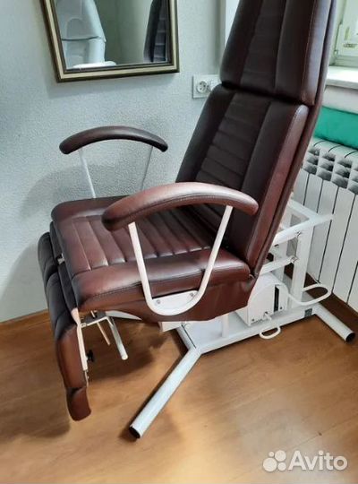 Кресло педикюрное маникюрное удобное новое