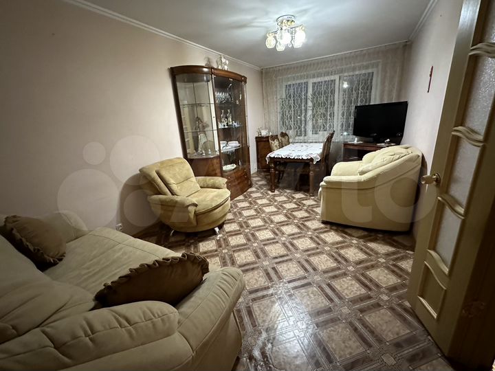 3-к. квартира, 65 м², 2/5 эт.