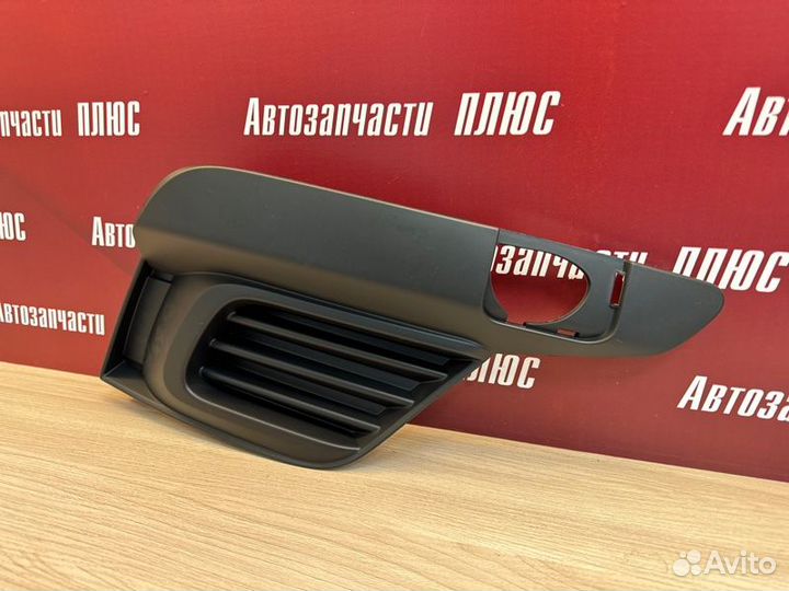 Накладка птф передняя правая Renault Logan 2