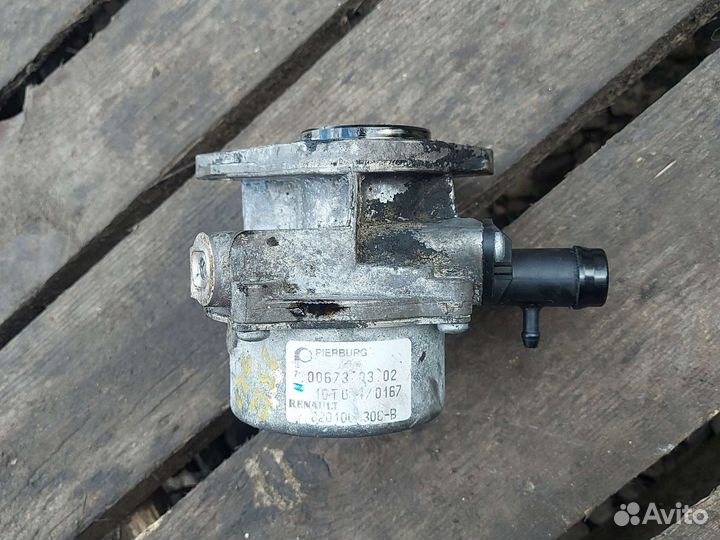 Насос вакуумный Рено 1.5 K9K 732 832 836