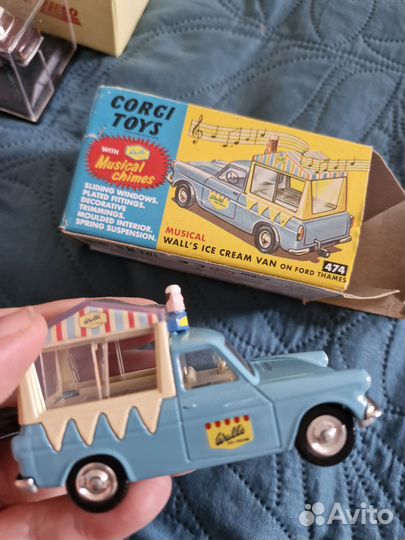 Модель автомобиля «Корги» 474 Музыкальный фургон